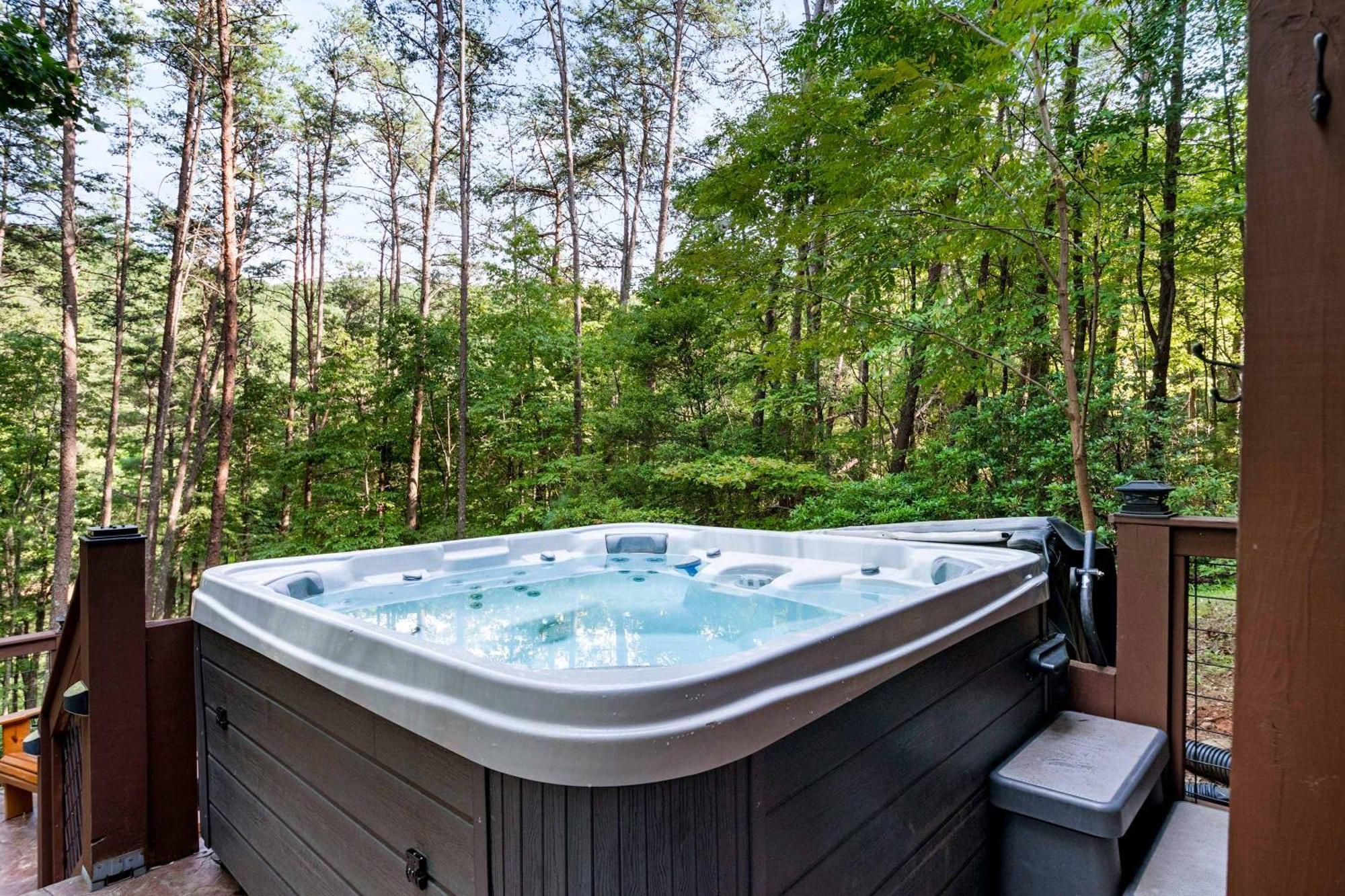 Lakeside Retreat Hot Tub Fishing Hiking Ellijay Exterior foto
